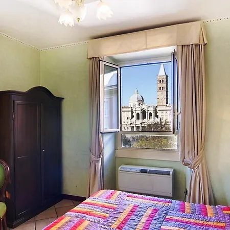 Montreal 3* Rome