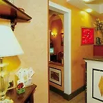 Montreal Hotel Roma